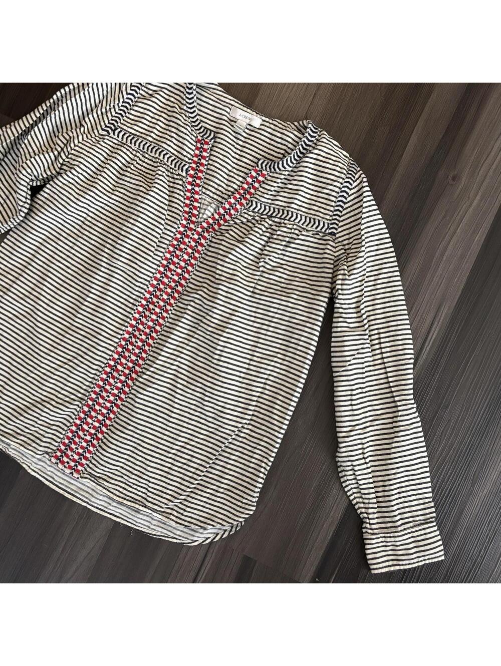 J Crew Popover Top Women’s Blouse Size 4 Striped Embroidered Long Sleeve Gray - Picture 3 of 7